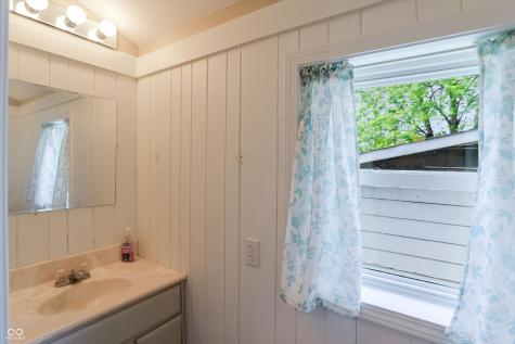 205 W Main Street Jamestown IN 46147