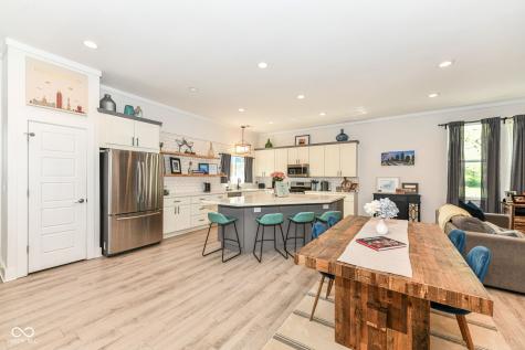 274 N Reisner Street Indianapolis IN 46222