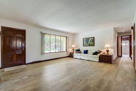8412 Rahke Road Indianapolis IN 46217