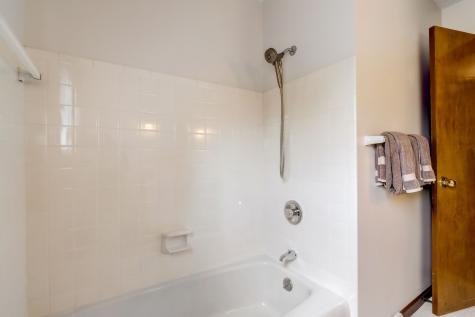 8412 Rahke Road Indianapolis IN 46217