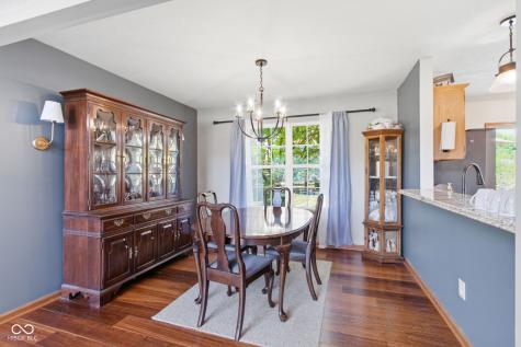 10032 Ironway Drive Indianapolis IN 46239