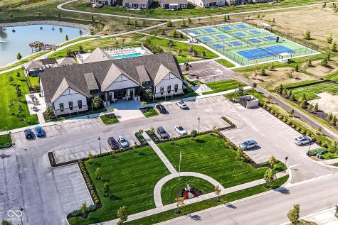 19366 Mcbee Avenue Westfield IN 46074