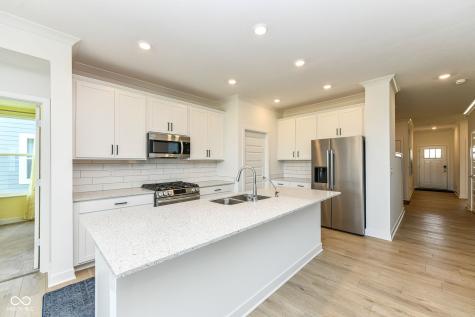 19366 Mcbee Avenue Westfield IN 46074