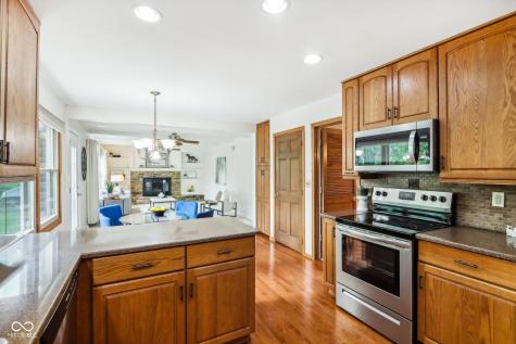 15221 Oak Ridge Road Carmel IN 46032