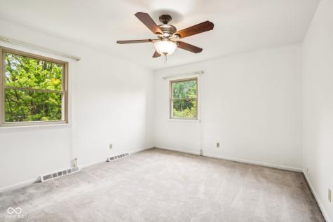 15221 Oak Ridge Road Carmel IN 46032