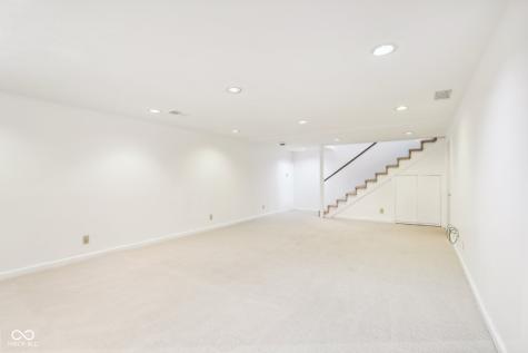 15221 Oak Ridge Road Carmel IN 46032