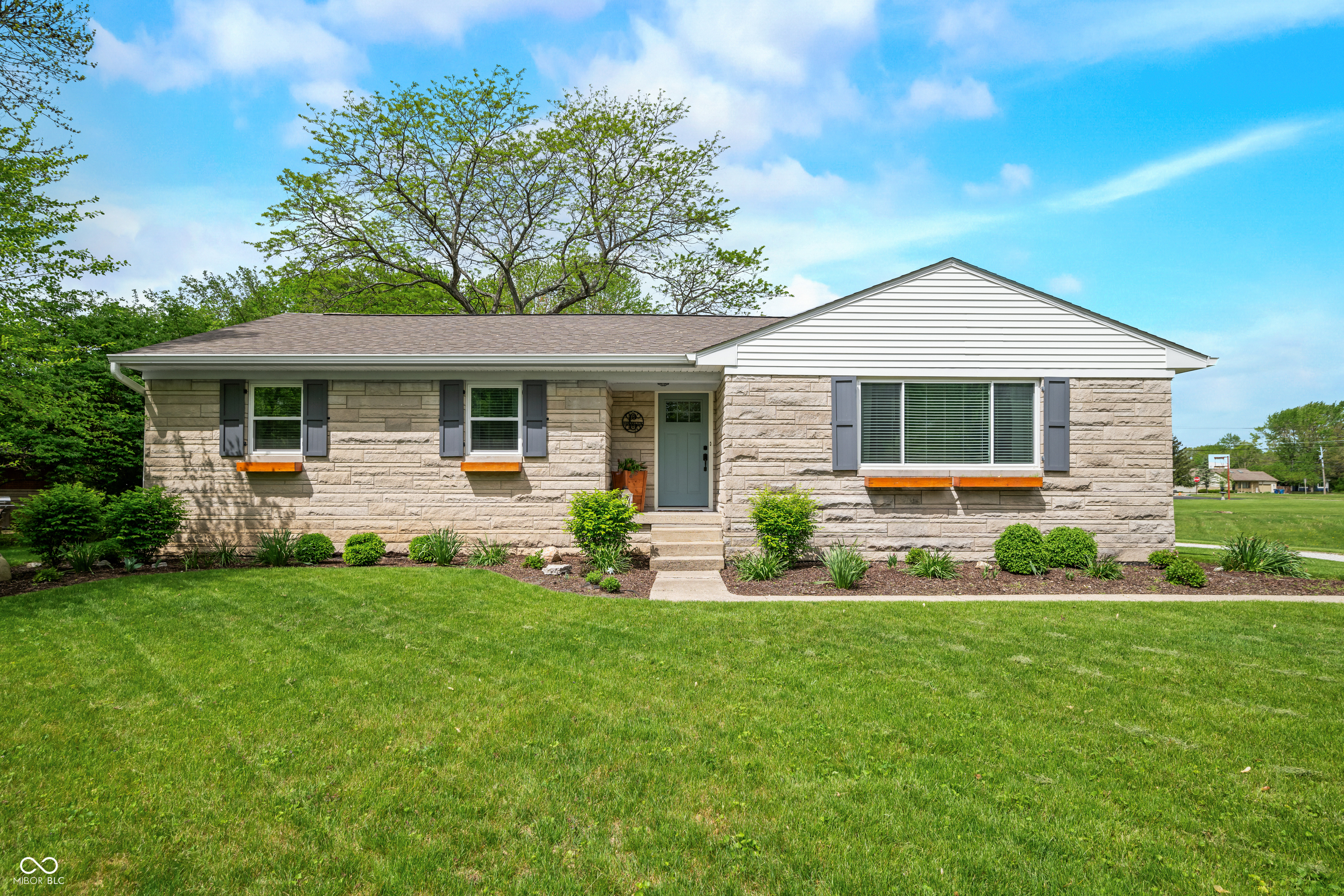 6250 Seminole Drive Indianapolis IN 46259