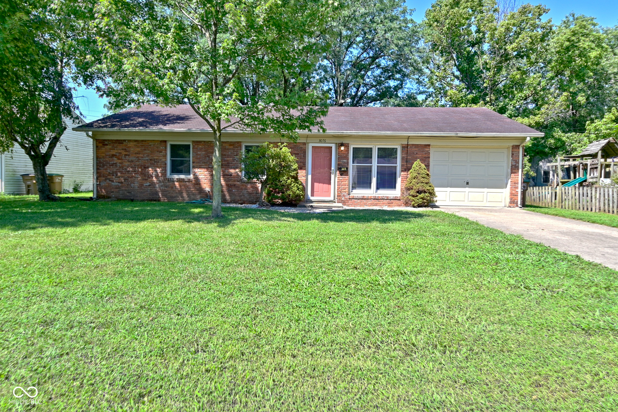 3076 Hawcreek Boulevard Columbus IN 47203