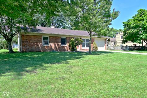 3076 Hawcreek Boulevard Columbus IN 47203