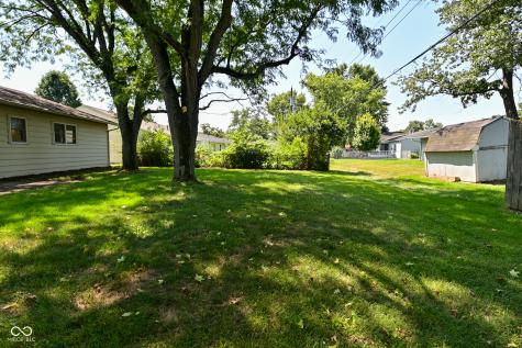 3076 Hawcreek Boulevard Columbus IN 47203