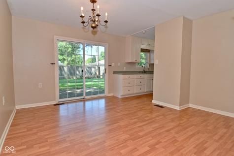 3076 Hawcreek Boulevard Columbus IN 47203