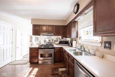 12559 Pointer Place Fishers IN 46038