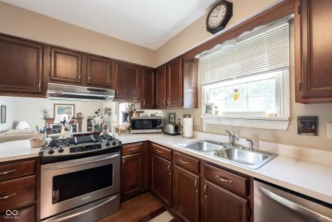12559 Pointer Place Fishers IN 46038