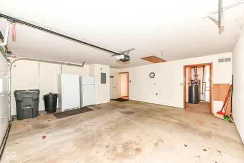 8214 Bentley Farms Drive Indianapolis IN 46259