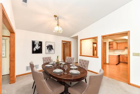 8214 Bentley Farms Drive Indianapolis IN 46259