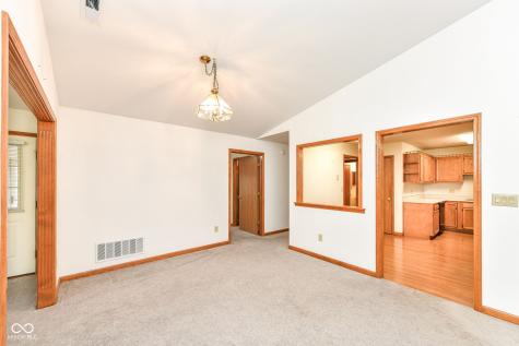 8214 Bentley Farms Drive Indianapolis IN 46259