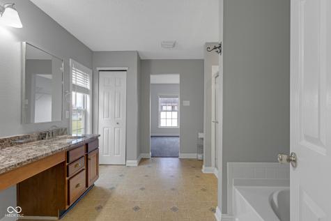 14187 Refreshing Garden Lane Fishers IN 46038