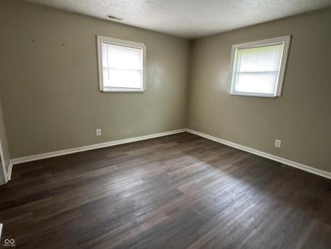 113 Edwards Avenue Beech Grove IN 46107