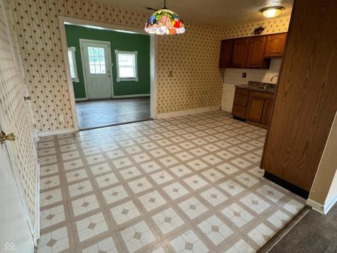 113 Edwards Avenue Beech Grove IN 46107