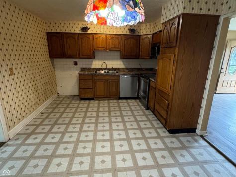 113 Edwards Avenue Beech Grove IN 46107