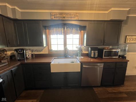 7020 Bloomfield Drive Indianapolis IN 46259