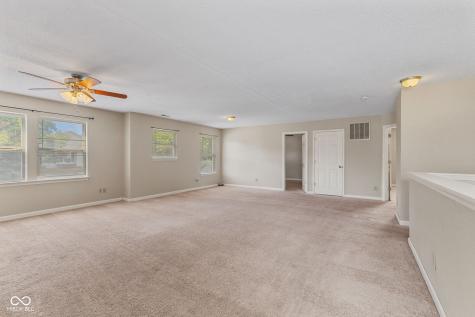 9300 Amberleigh Drive Plainfield IN 46168
