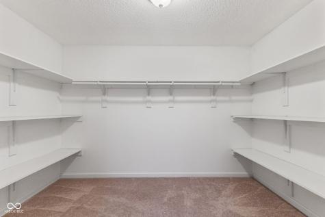 9300 Amberleigh Drive Plainfield IN 46168
