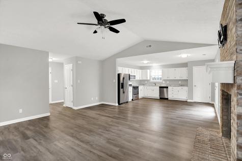 854 Queensgate Drive Greenwood IN 46143