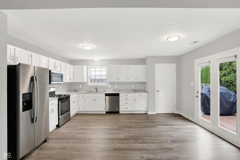 854 Queensgate Drive Greenwood IN 46143