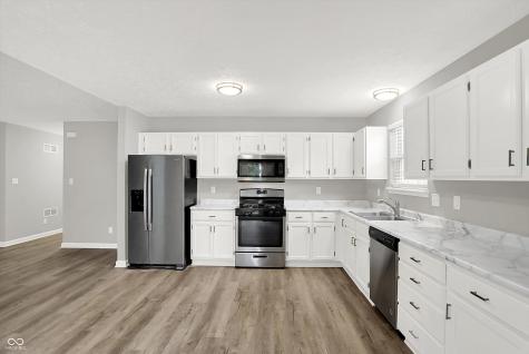 854 Queensgate Drive Greenwood IN 46143
