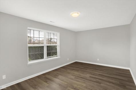 854 Queensgate Drive Greenwood IN 46143
