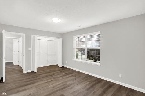 854 Queensgate Drive Greenwood IN 46143