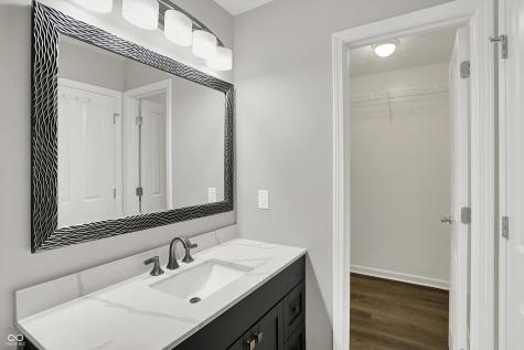 854 Queensgate Drive Greenwood IN 46143