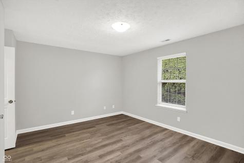 854 Queensgate Drive Greenwood IN 46143
