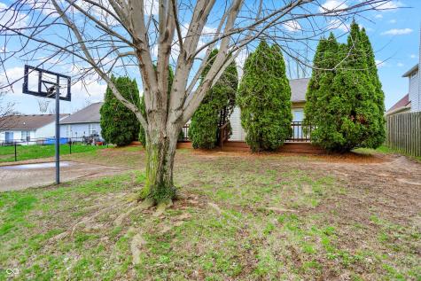 854 Queensgate Drive Greenwood IN 46143