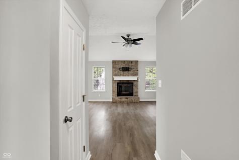 854 Queensgate Drive Greenwood IN 46143