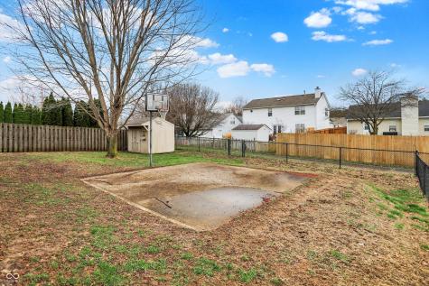 854 Queensgate Drive Greenwood IN 46143