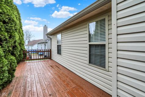 854 Queensgate Drive Greenwood IN 46143