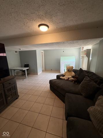3950 Steinmetz Drive Indianapolis IN 46254