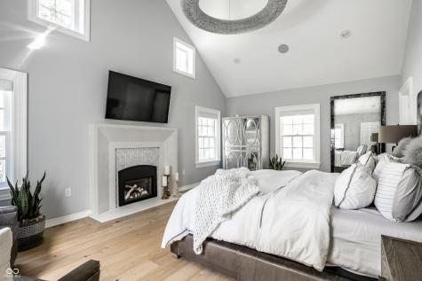 5715 Sunset Lane Indianapolis IN 46228