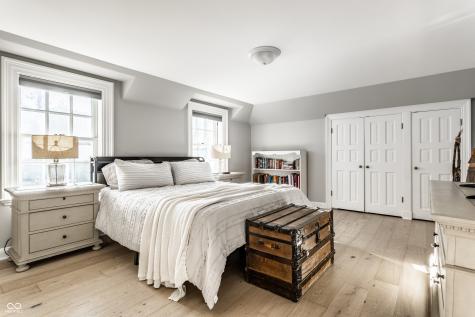 5715 Sunset Lane Indianapolis IN 46228