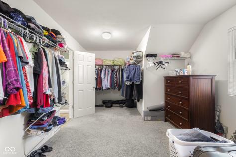 1950 Lakecrest Drive Columbus IN 47201
