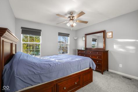 1950 Lakecrest Drive Columbus IN 47201