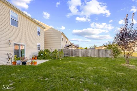 1950 Lakecrest Drive Columbus IN 47201