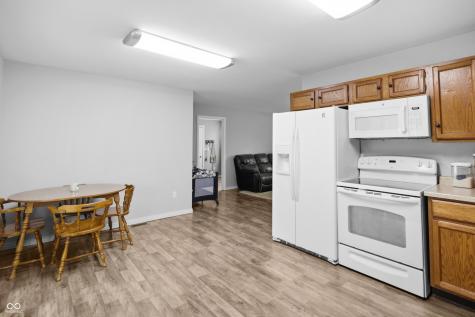 2816 Hawcreek Boulevard Columbus IN 47203
