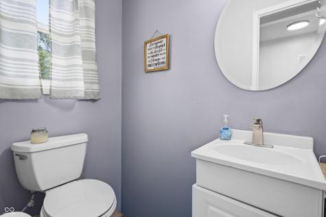 2816 Hawcreek Boulevard Columbus IN 47203