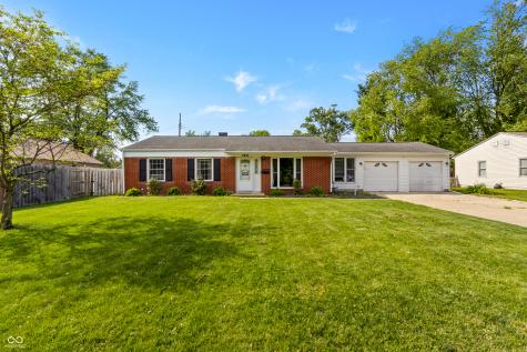 2816 Hawcreek Boulevard Columbus IN 47203