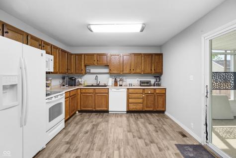 2816 Hawcreek Boulevard Columbus IN 47203