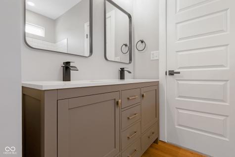 6325 Canak Drive Avon IN 46123