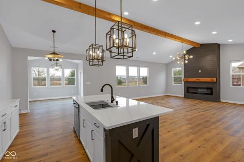 6325 Canak Drive Avon IN 46123